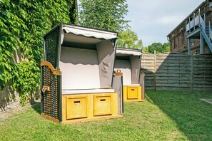 Property grounds - Studio Apartment 'Appartement 1 - Hufeisen' with Shared Terrace and Wi-Fi (Ludwigsfelde)