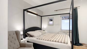 Free WiFi, bed sheets