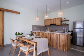 Villa, 2 Bedrooms, Pool View | Private kitchen - Villa Tidore Munggu (Munggu)