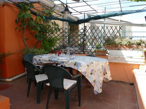 Lombardi by Interhome