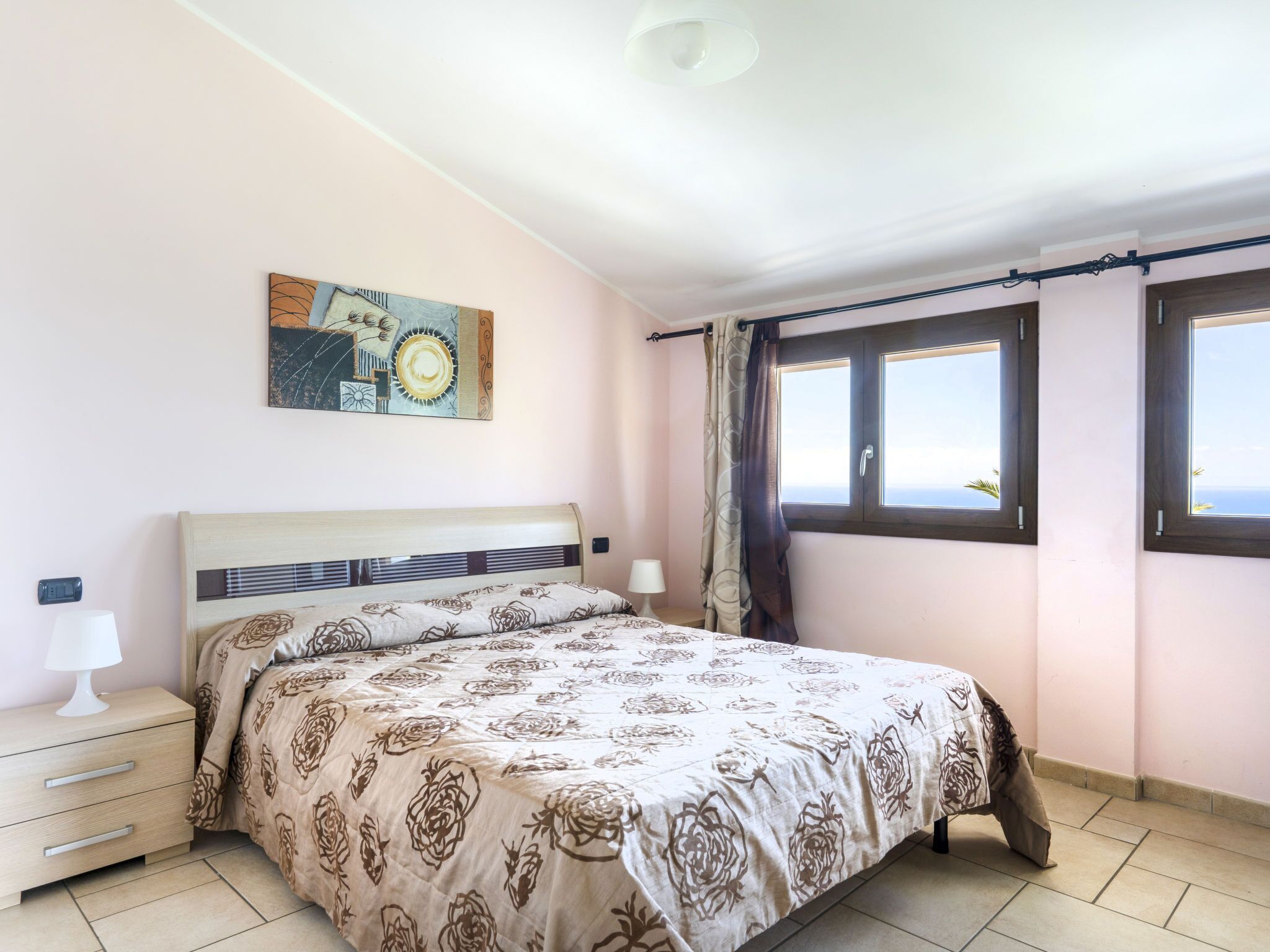 2 habitaciones, tabla de planchar con plancha y wifi 