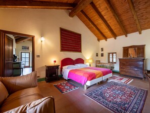 5 bedrooms, desk - La Rovere by Interhome (Cossano Belbo)