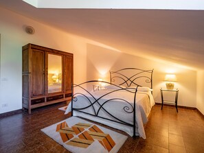 2 Schlafzimmer, Schreibtisch, WLAN