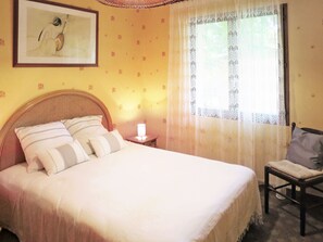 2 slaapkamers, een bureau, wifi