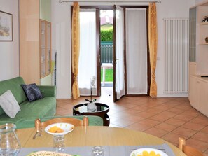 TV - Belvedere by Interhome (Lazise)