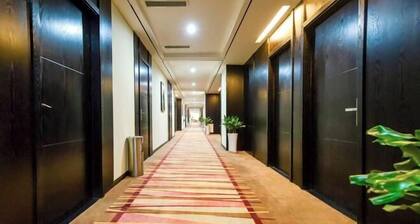 Liangjiang Yuepin Hotel (Chongqing Longhu Yuanzhu Branch)