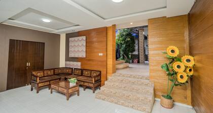 Hotel O Central Batu Near Jatim Park 3 Formerly Bunga Matahari Hotel