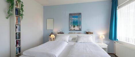 2 bedrooms, free WiFi