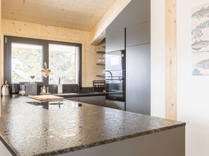 Fridge, microwave, oven, dishwasher - 02_NTH028_Sup Chalet mit Sauna und Hot Tub 2 Etage by Interhome (Turracher Höhe)