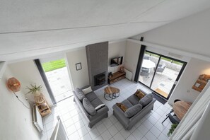 TV connectée, cheminée