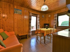 TV - Casa Crapena by Interhome (Livigno)