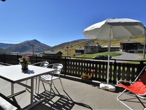 Outdoor dining - Casa Crapena by Interhome (Livigno)