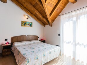 1 多间卧室、WiFi