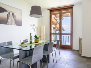 Dining - Alba (SEA115) by Interhome (Stresa)