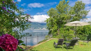 Outdoor dining - Vince (DOX200) by Interhome (Dorio)