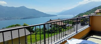 Robinia by Interhome