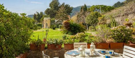 Restauration en plein air