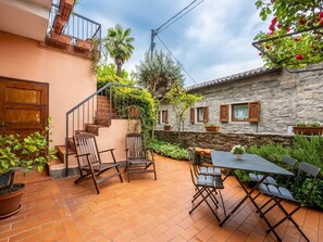 Outdoor dining - Vacation home Cinzia by Interhome (Arizzano)