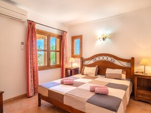 3 soverom og internettilgang