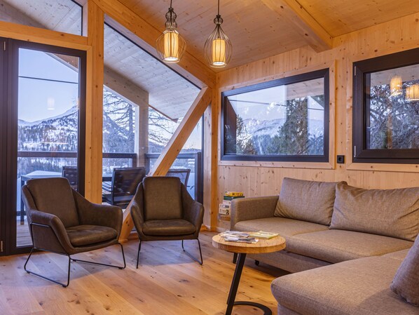 TV - Superior # 2 mit Sauna & Hot Tub by Interhome (Turracher Höhe)