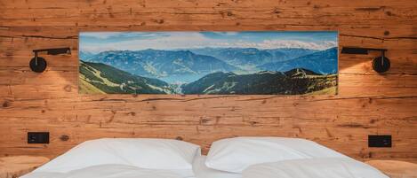 4 Schlafzimmer, Schreibtisch, Internetzugang