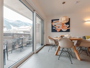 Dining - Das Georgen, Maiskogel by Interhome (Bruck)