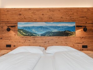 2 Schlafzimmer, Schreibtisch, Bügeleisen/Bügelbrett, WLAN