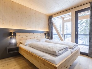4 bedrooms