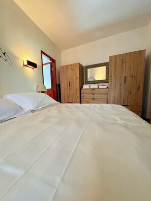 1 chambre, fer et planche Ă repasser, lit parapluie, Wi-Fi gratuit