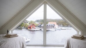 5 bedrooms, desk, Internet - Vacation home Pale by Interhome (Langevåg)