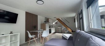 Oase im Grünenhinterhof, EG, Ruhe, Terrasse, Carport, Free Paytv, Kaffee&tee,