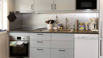 Fridge, microwave, oven, dishwasher