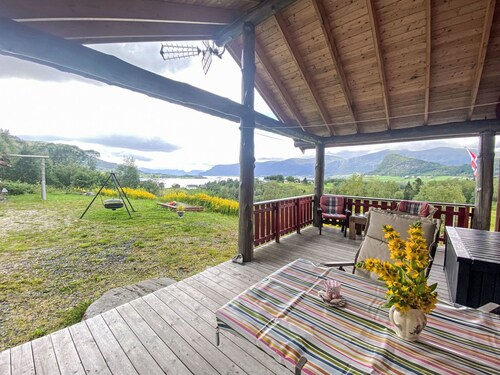 Vacation home Lenebu by Interhome