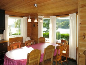 Dining - Naudøyna by Interhome (Spangereid)