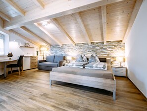 2 soveværelser, internetforbindelse