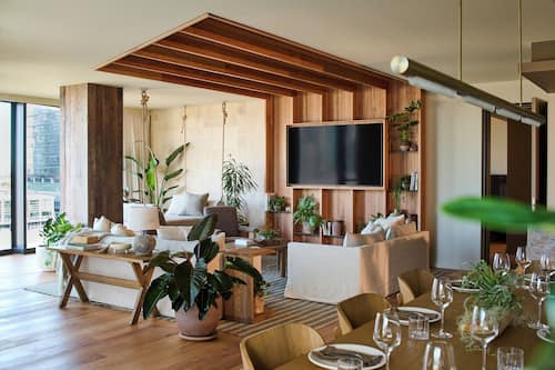 River Penthouse Suite | Premium bedding, minibar, in-room safe, individually decorated