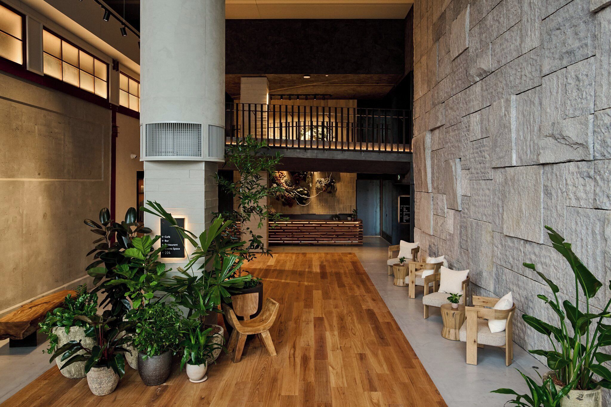 Lobby lounge