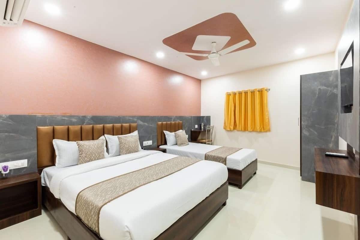 ห้องดีลักซ์ทริปเปิล | โต๊ะทำงาน, Wi-Fi ฟรี