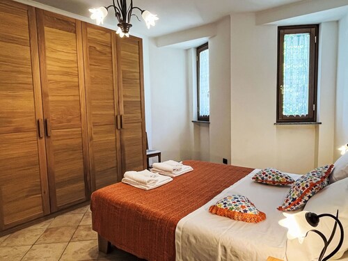 Acero (SBO104) by Interhome