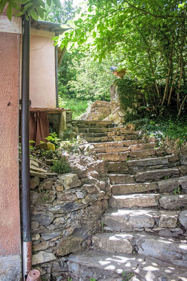 Property grounds - Serena (COX100) by Interhome (Conio)