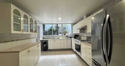 Perfect for Groups, Large Garden, Exclusive Suburb