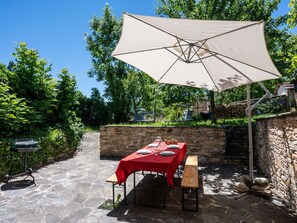 Outdoor dining - Alexandra by Interhome (Valle Maira)