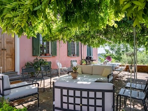 Outdoor dining - Bric del Vento by Interhome (Soglio)
