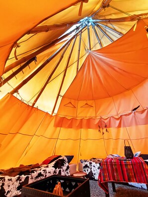 Comfort Tent, Garden View | 1 bedroom, bed sheets - Teepee Camp Lounky (Chodouny)