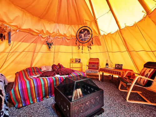 Teepee Camp Lounky