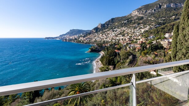 A coastal town with a view of the sea and mountains. - Parc Massolin by Interhome (Roquebrune Cap Martin)