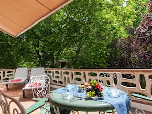 Outdoor dining - S'Esquirol Nº10 by Interhome (Sa Riera)