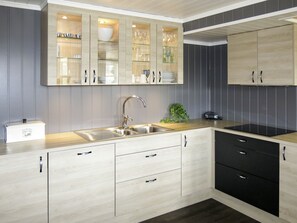 Kjøleskap, mikrobølgeovn, ovn og oppvaskmaskin