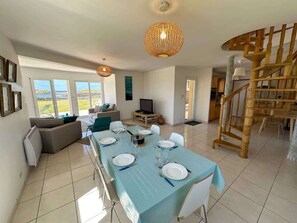 Dining - Ty Beg - Comfortable house with splendid sea view (Ploudalmézeau)