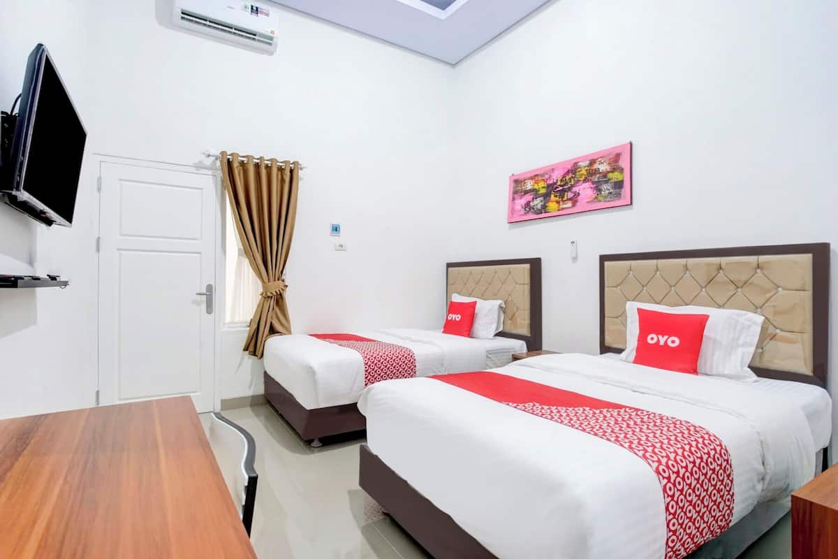 Deluxe Twin kamer | 1 slaapkamer, een bureau, gratis wifi, beddengoed